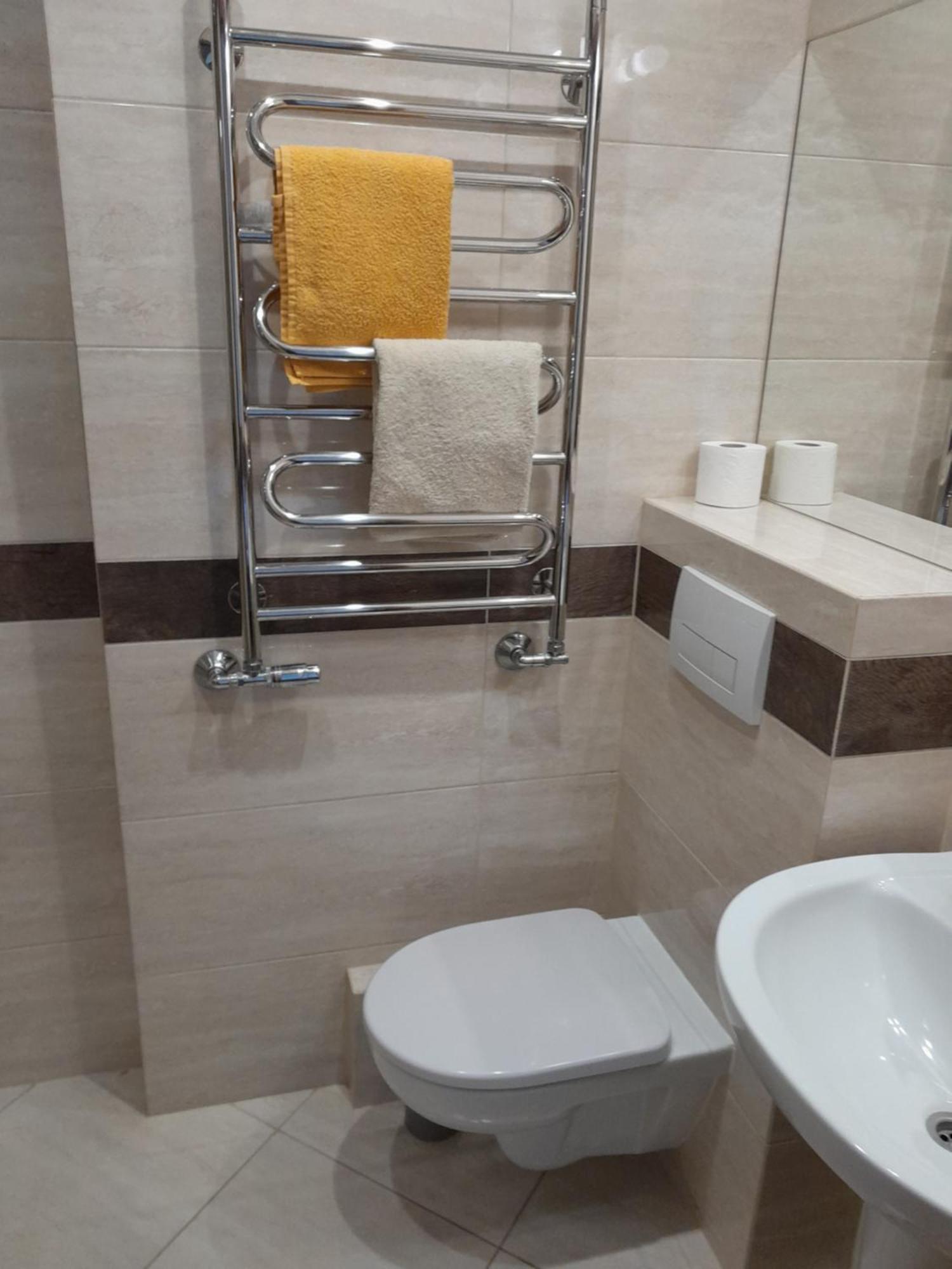 Hostel Polon Pułtusk Bagian luar foto