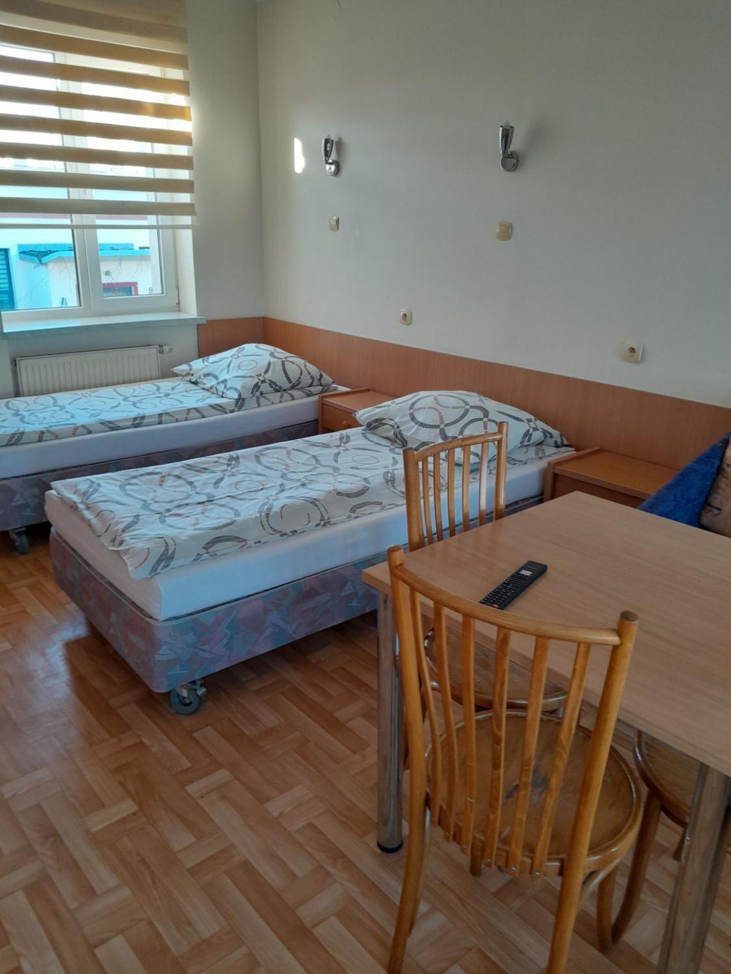 Hostel Polon Pułtusk Bagian luar foto
