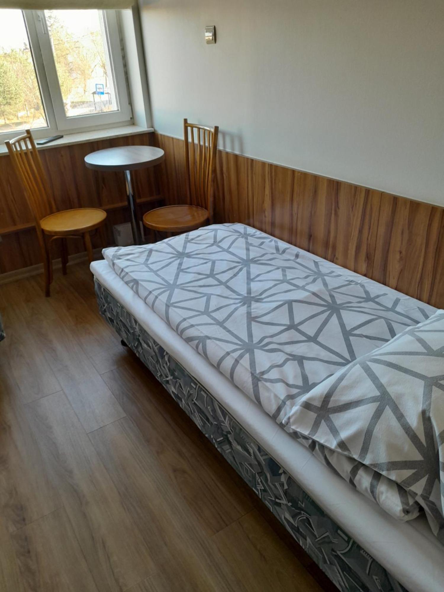 Hostel Polon Pułtusk Bagian luar foto